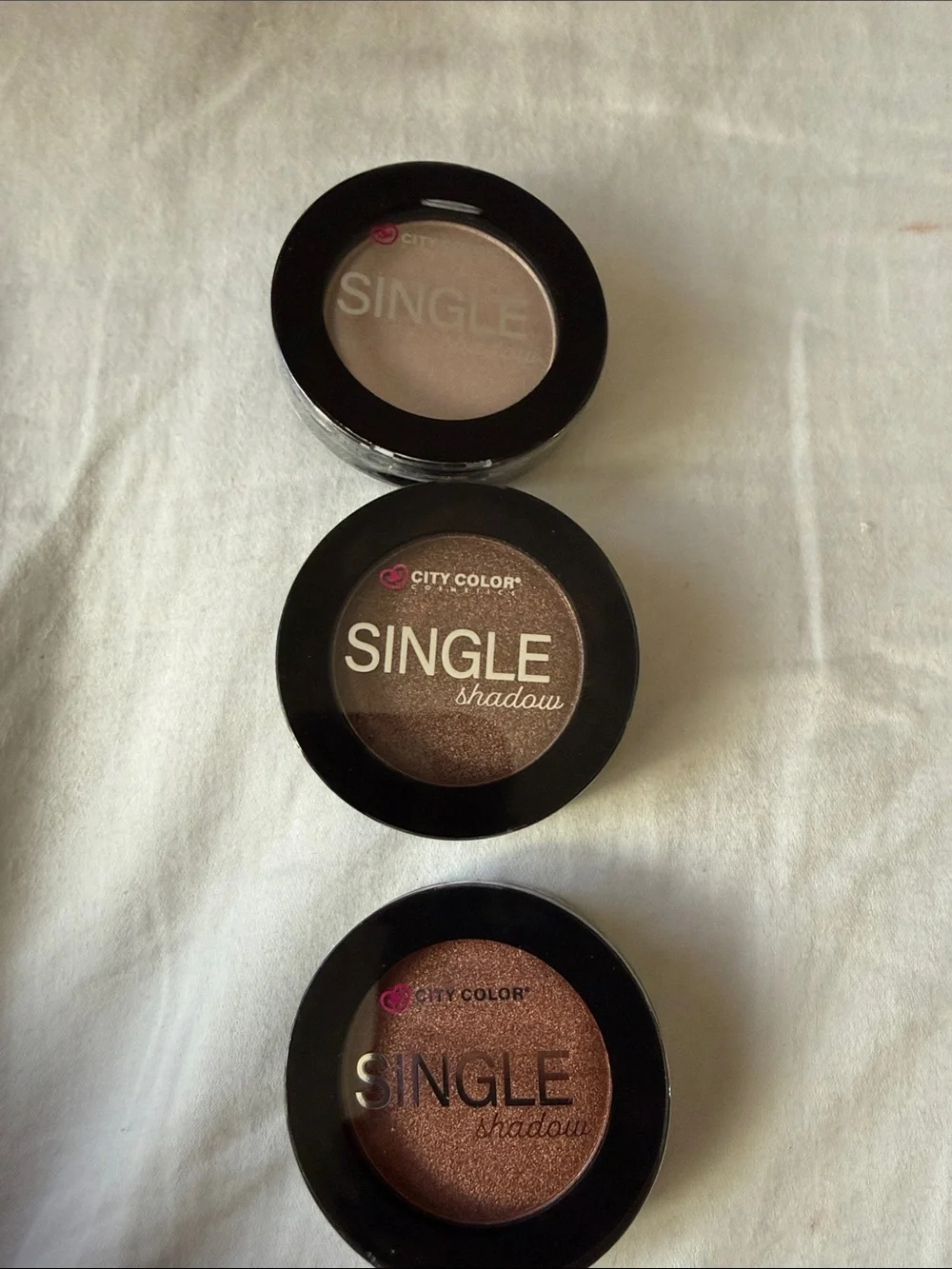 City Color Single Shadow Trio Neutral Taupe, Deep Bronze, Shimmery Copper